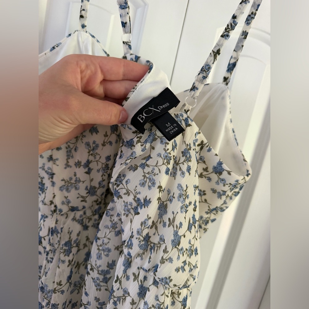 Spring/Summer Dress Bundle - Picture 8 of 14